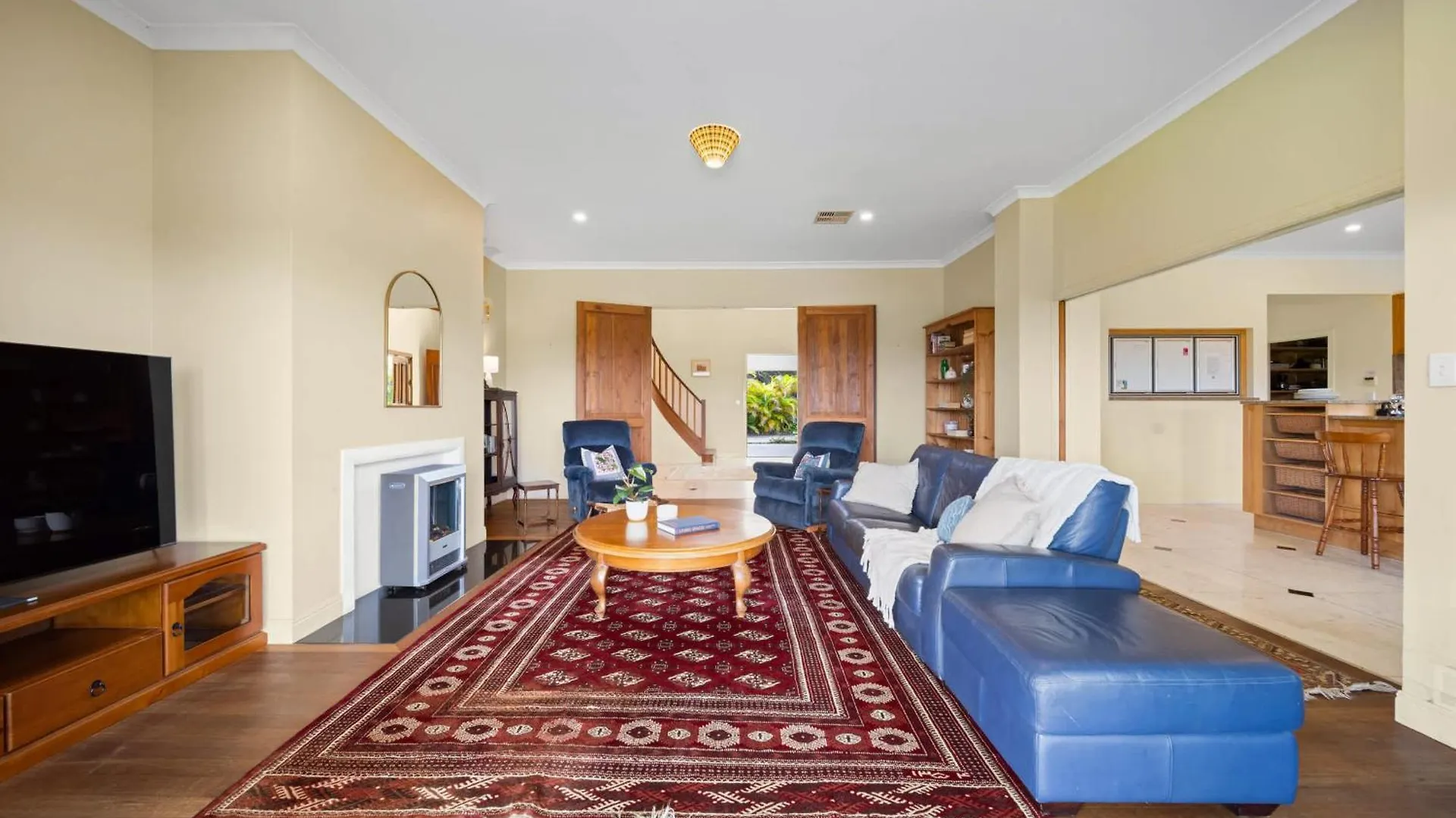 Lemon Grove - Montville Manor Australia
