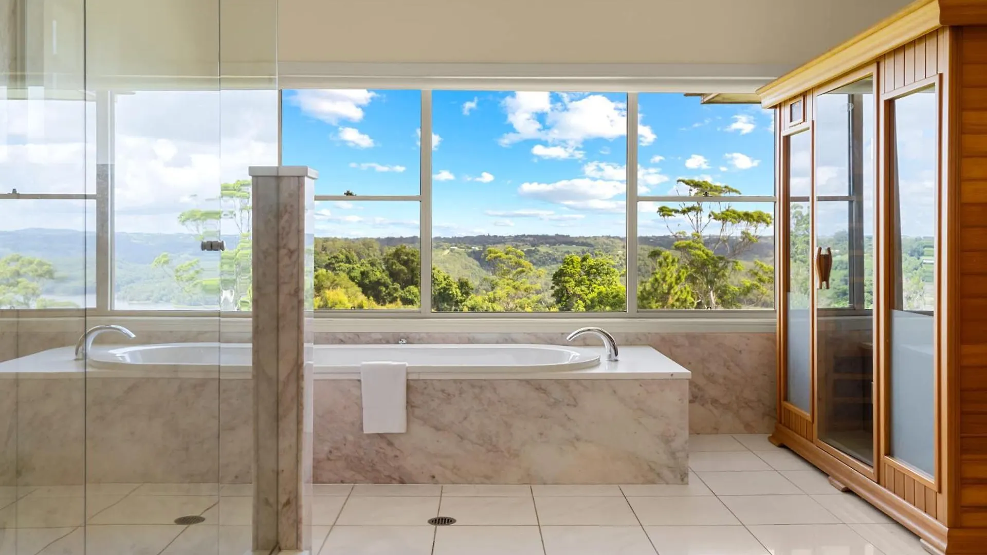 Lemon Grove - Montville Manor