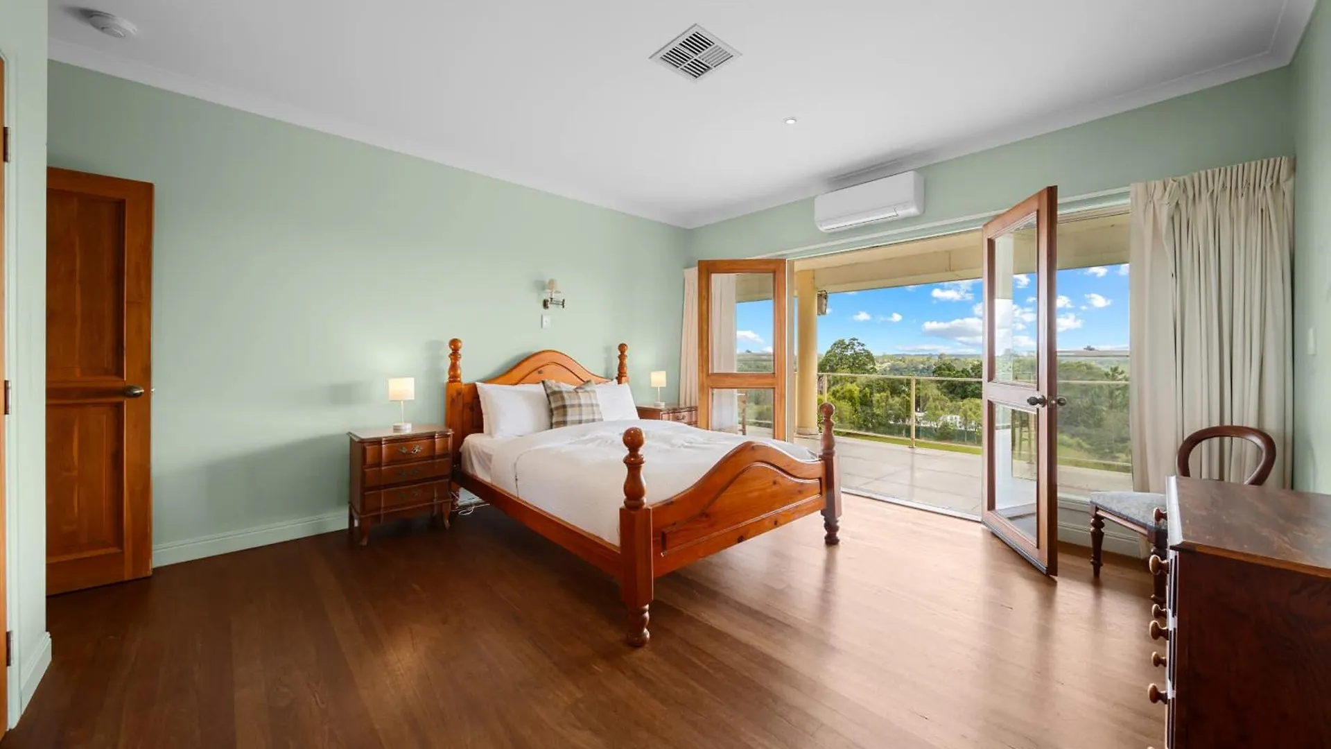 Lemon Grove - Montville Manor